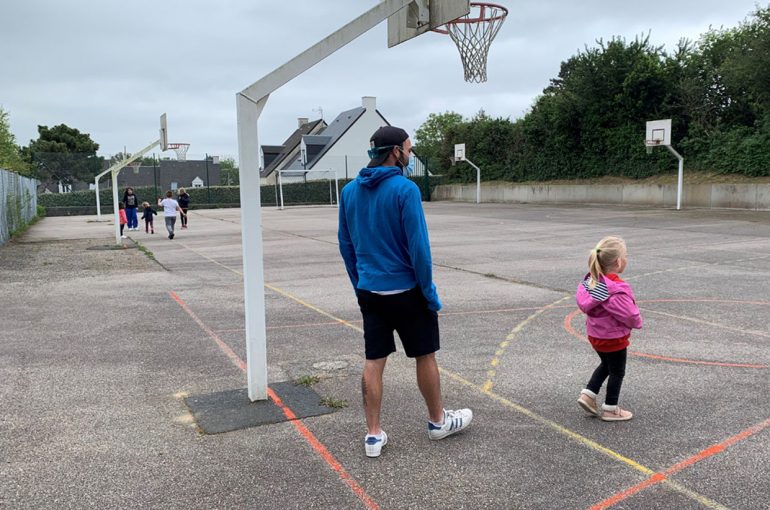 Les animateurs sportifs de l’O.S.L.C. présents pour les activités « 2S2C » de la commune des Pieux